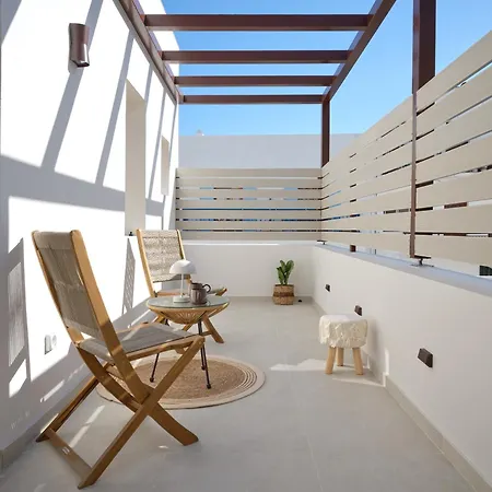 Rocaia Mini Naousa (Paros)