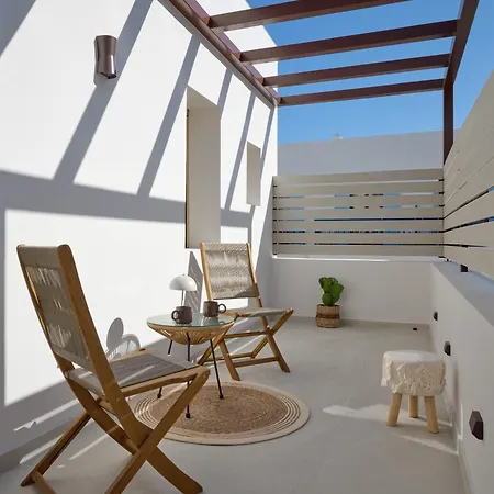 Rocaia Mini * Naousa (Paros)