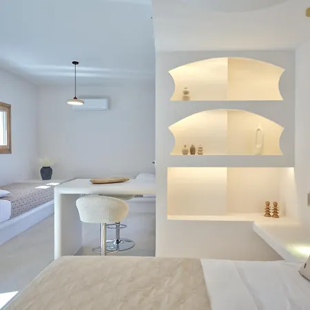 Rocaia Mini Naousa (Paros)