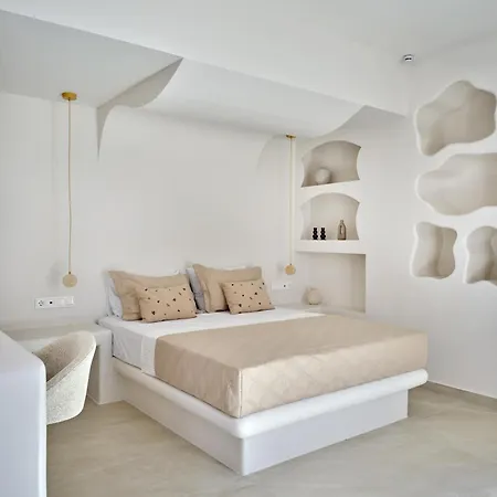Rocaia Mini Apartment Naousa (Paros)