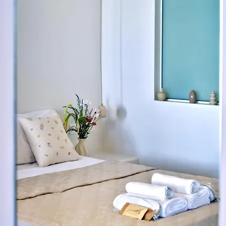 Apartment Rocaia Mini Naousa (Paros)